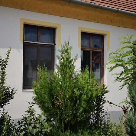 L&R Apartment Győr Eksteriør billede