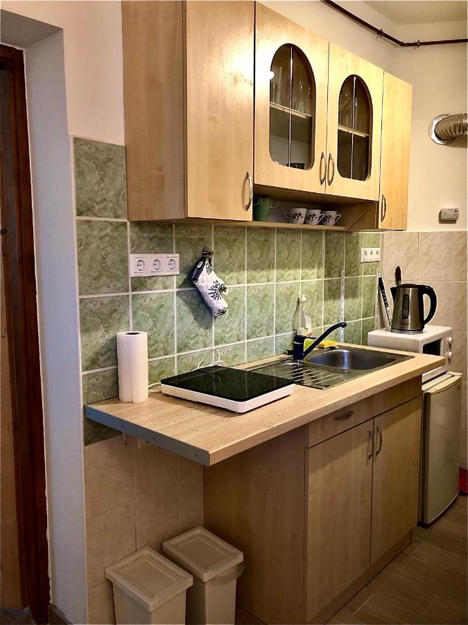 L&R Apartment Győr Eksteriør billede