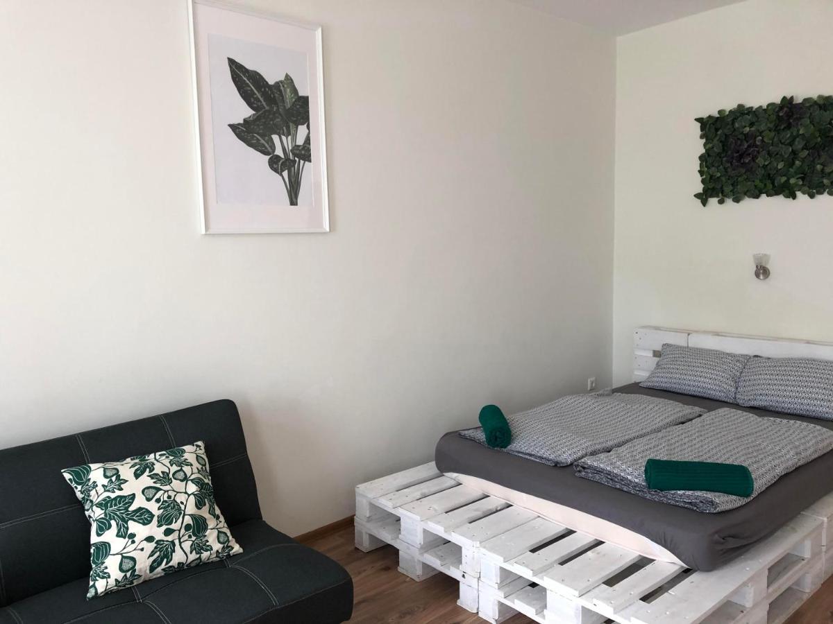 L&R Apartment Győr Eksteriør billede